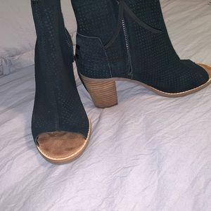 TOMS open toed booties